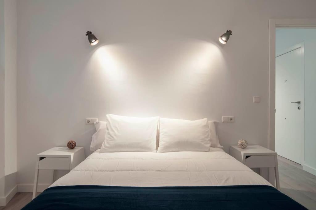 Moderno Apartamento En Plaza Merced مالقة المظهر الخارجي الصورة